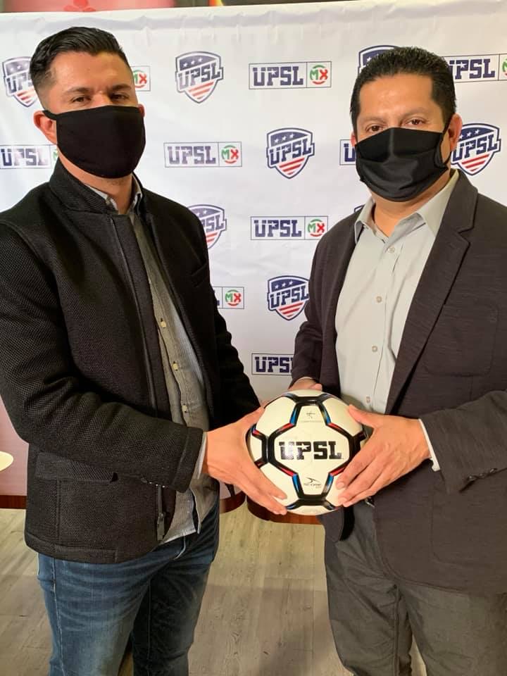 F2EAD229 BB83 4001 BECA 94E0178A6880