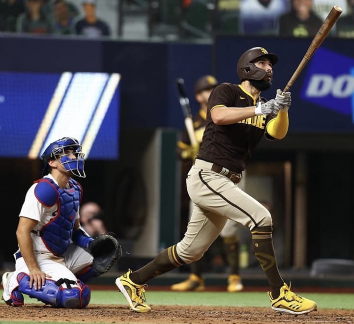 82B941C2 FB35 4701 80FB DC3979FC68AF