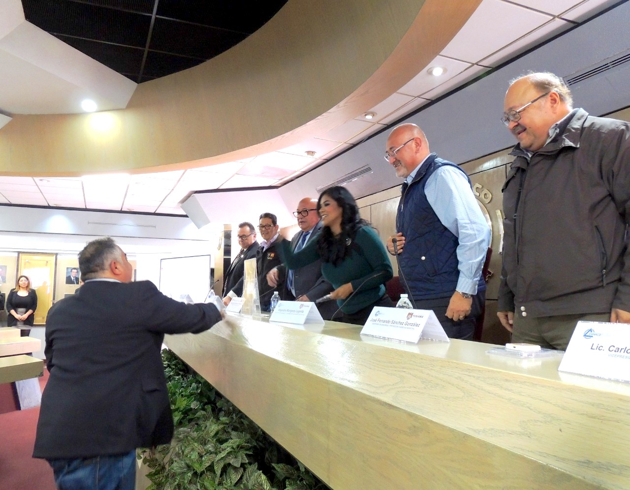 b36b6b6b a44e 4385 84c6 355b3fc73d30